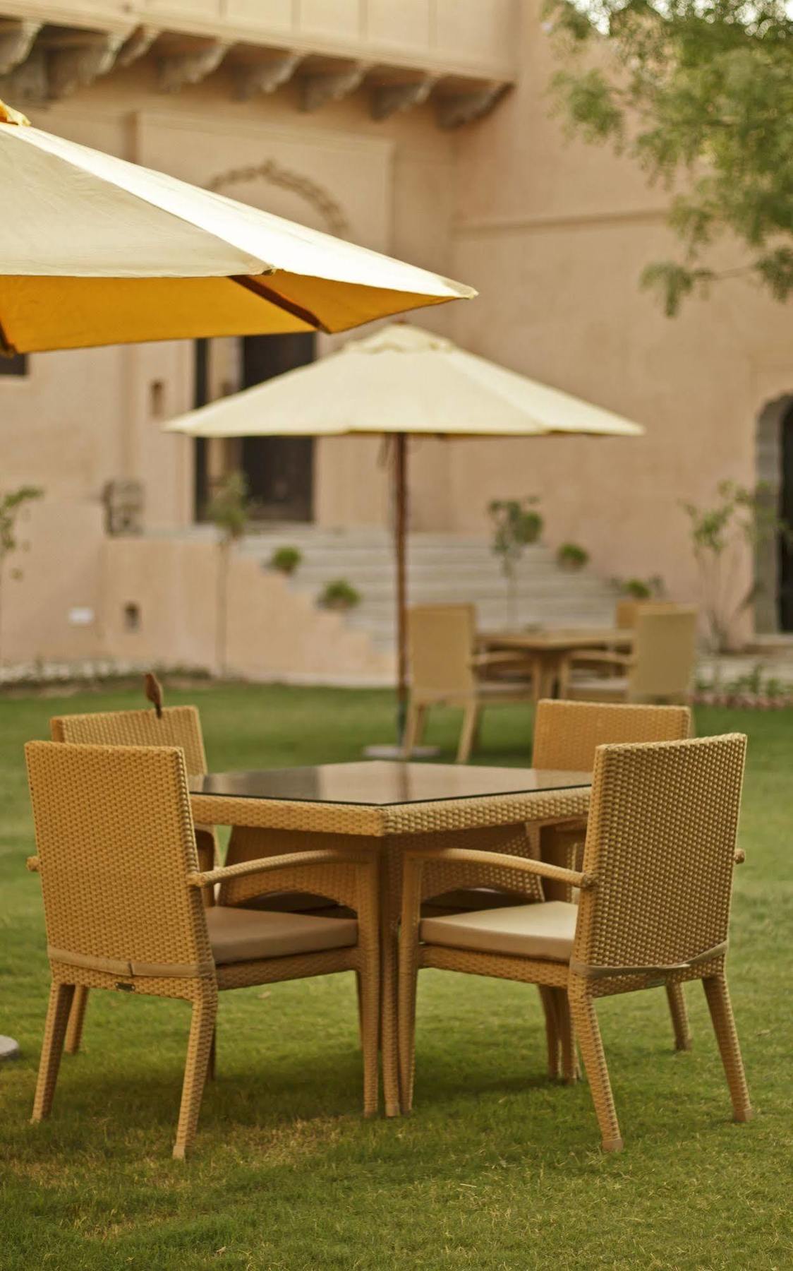 Vivaana Culture Hotel Mandāwa Exterior foto
